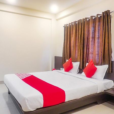 Hotel O Paradise Inn Talegaon Dabhade Exteriör bild