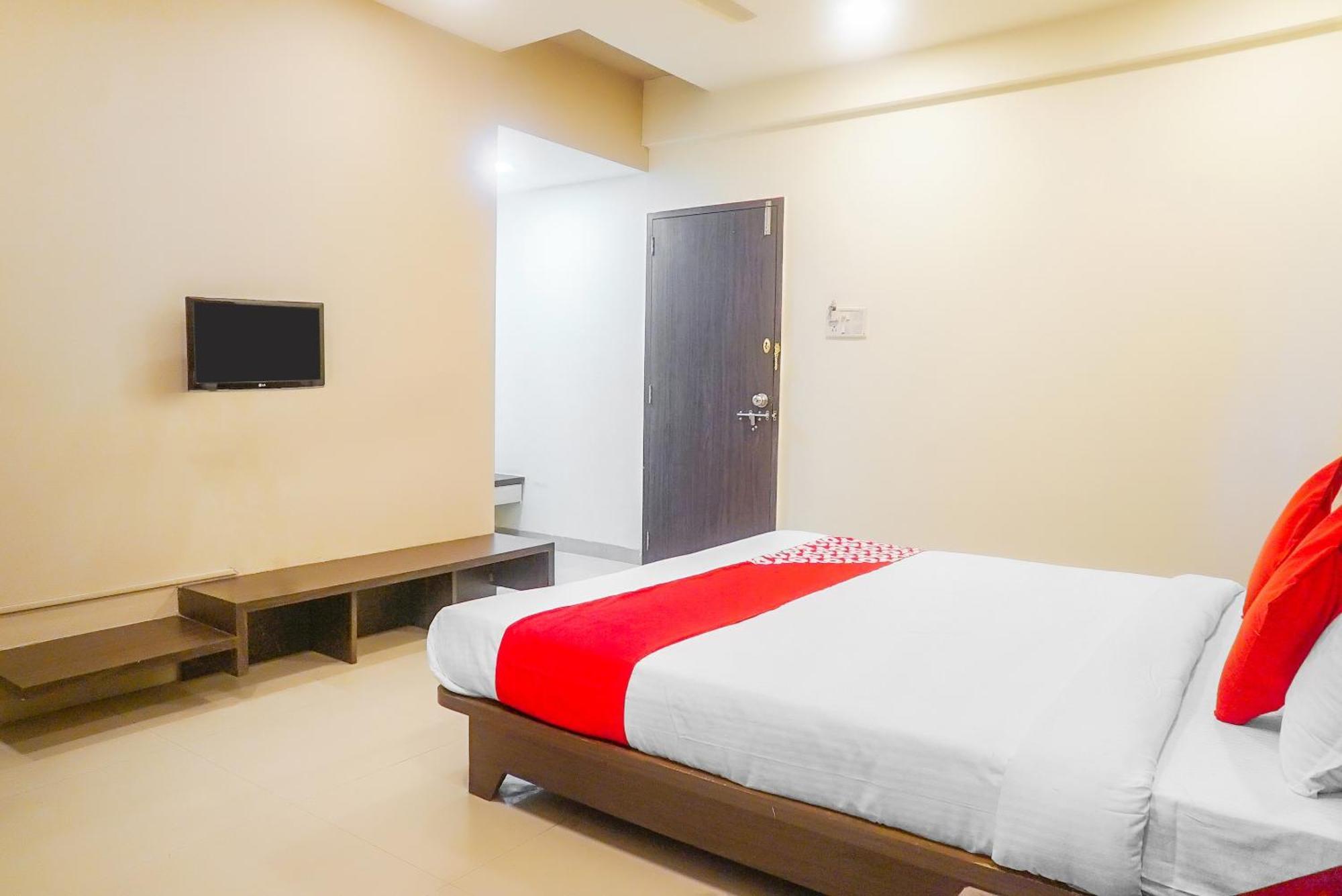 Hotel O Paradise Inn Talegaon Dabhade Exteriör bild